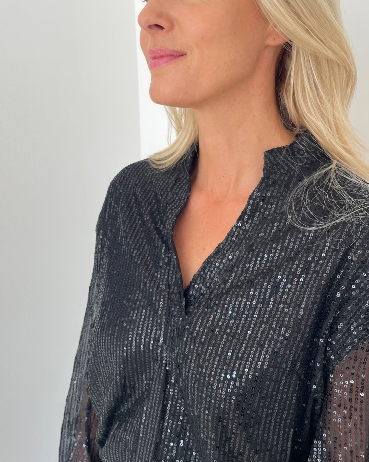 Sequin Collared Shirt in Black