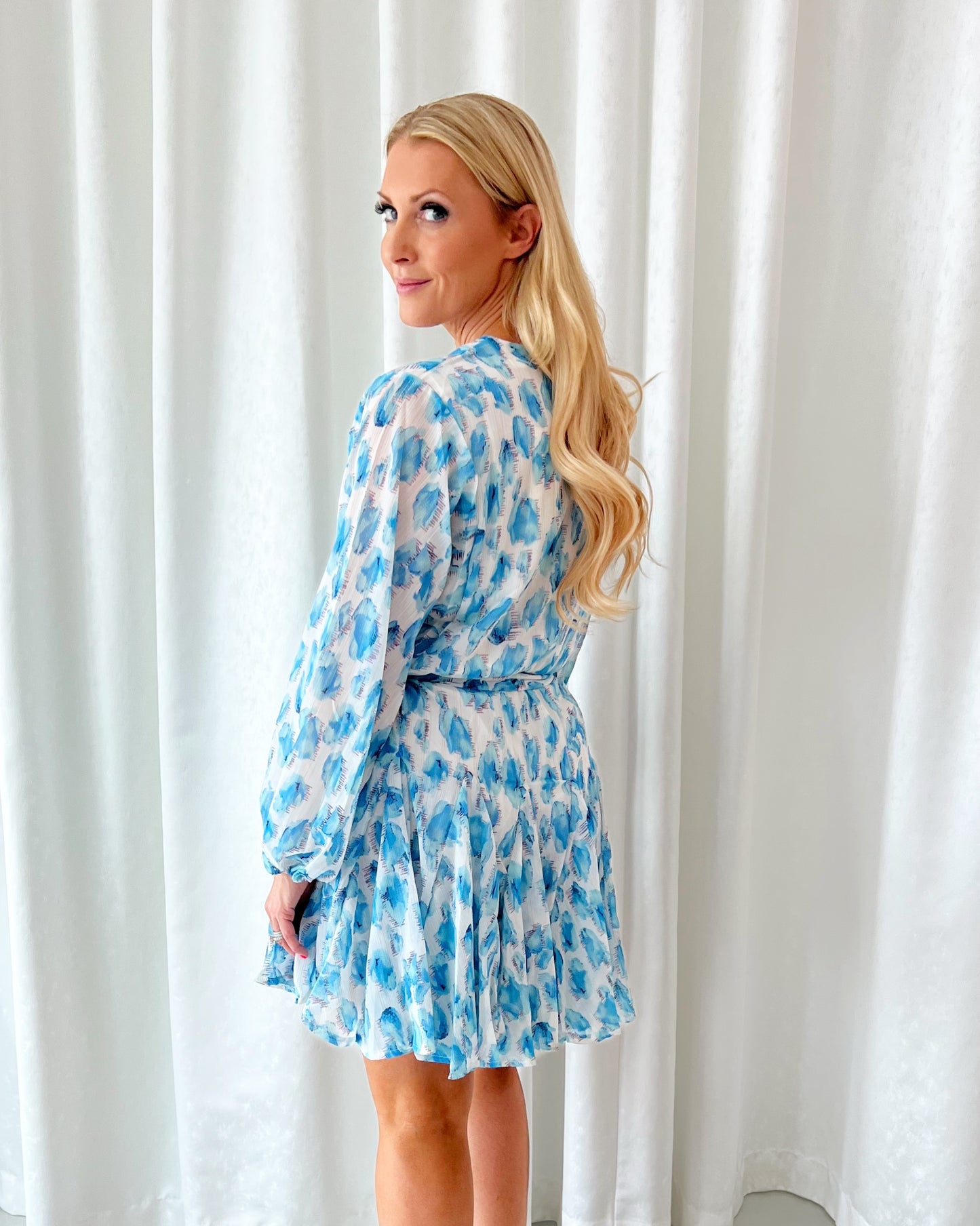 Long Sleeve Belted Dress in Blue & White